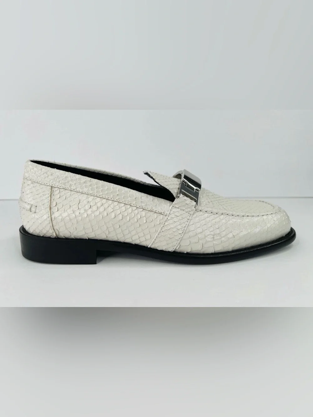 Burberry Tower Loafer Horsebit White Textured Leather Flat Women Shoes EU 40